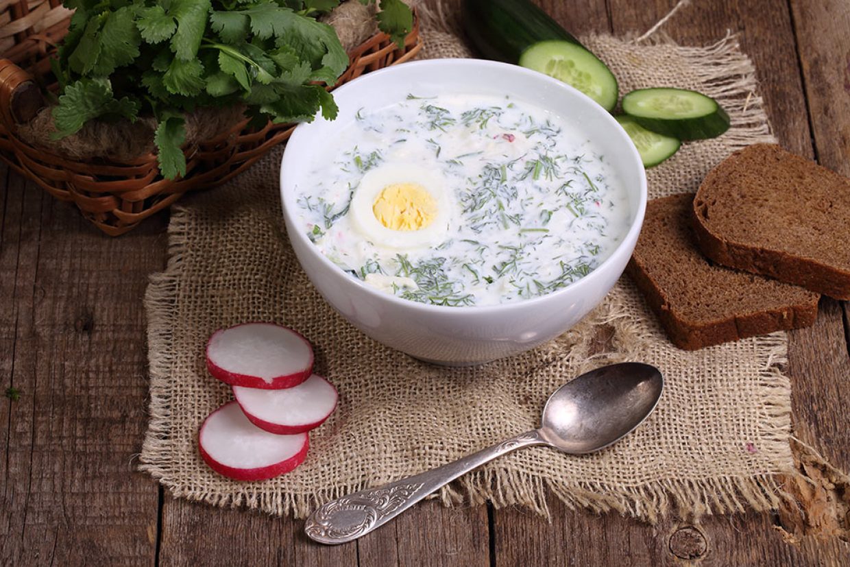 Okroshka con kefir di latte