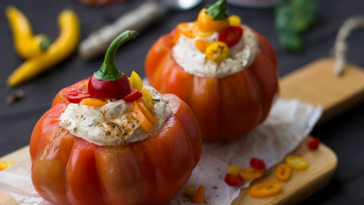 Pomodori ripieni con kefir