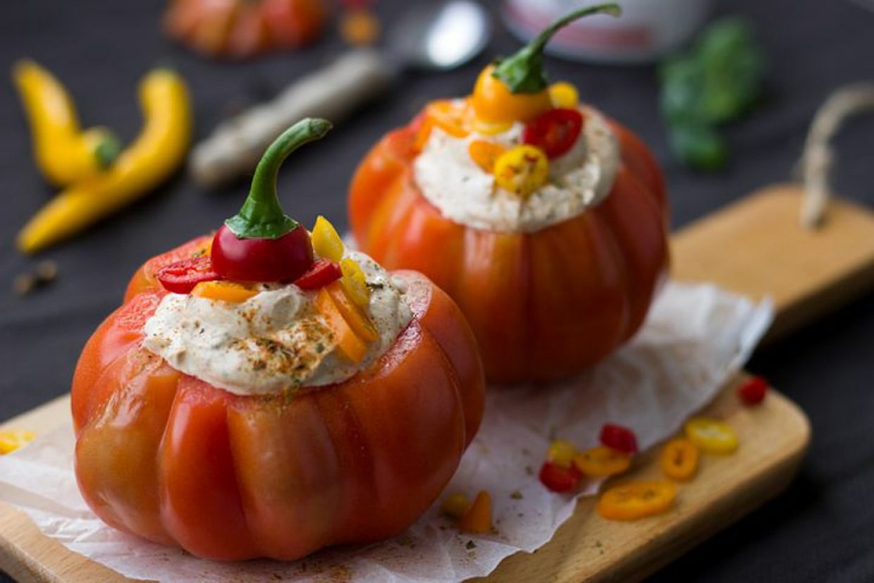 Pomodori ripieni con kefir