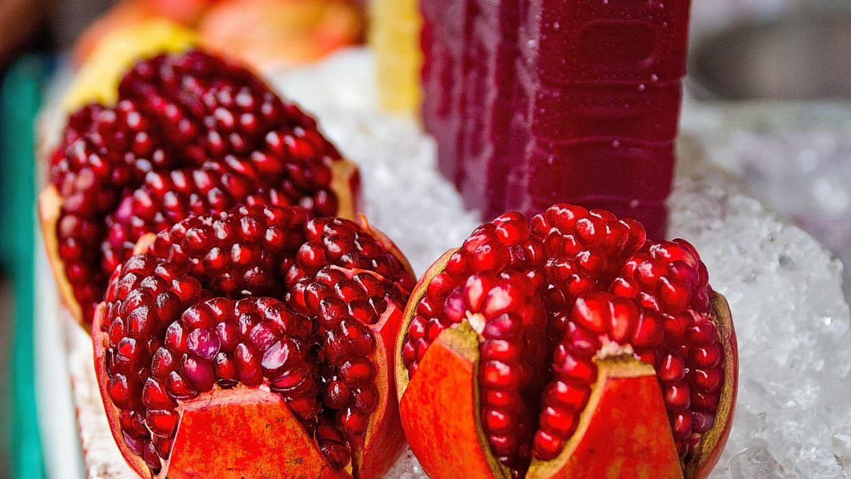 Kefir e succo di melograno, proprietà e benefici