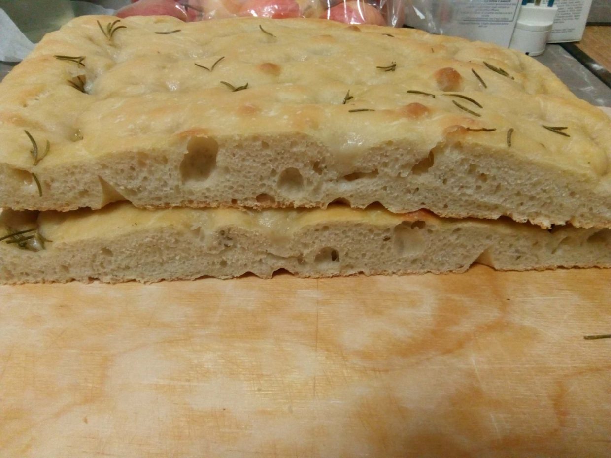 Focaccia preparata con i 100g avanzati dal giorno 5