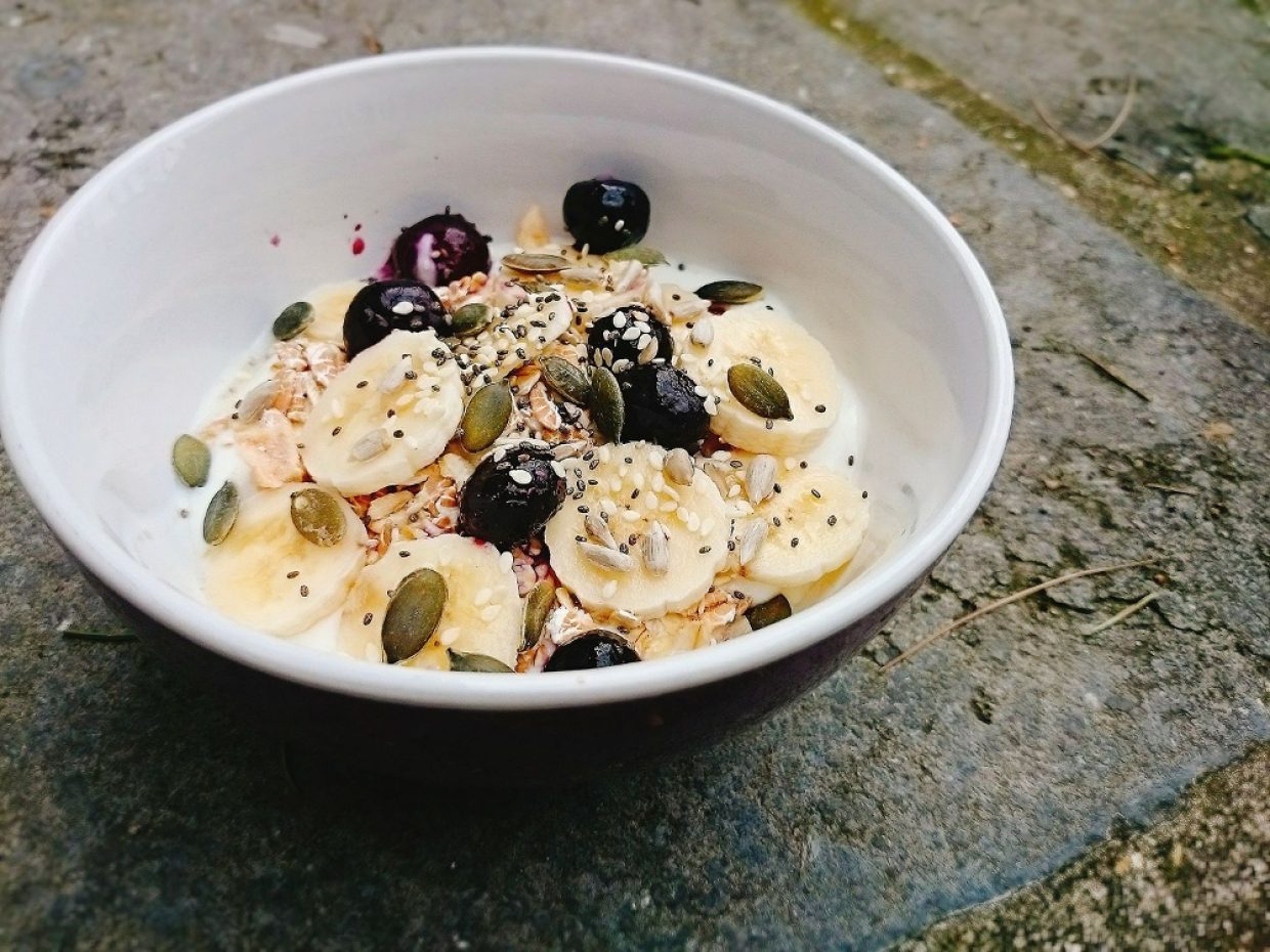 Kefir di latte amarene e banana