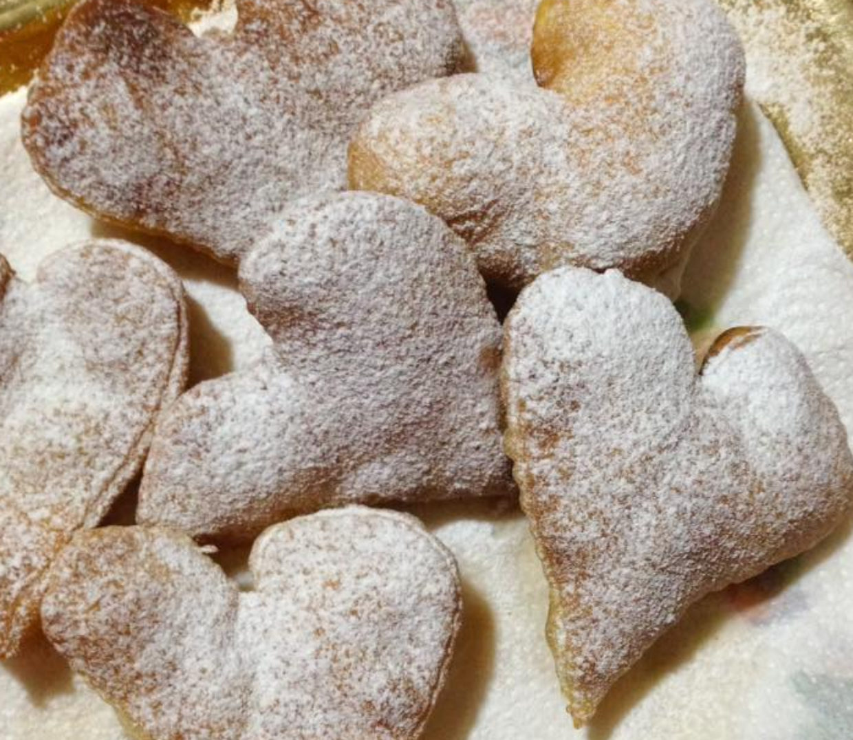 Chiacchiere con siero di kefir di latte