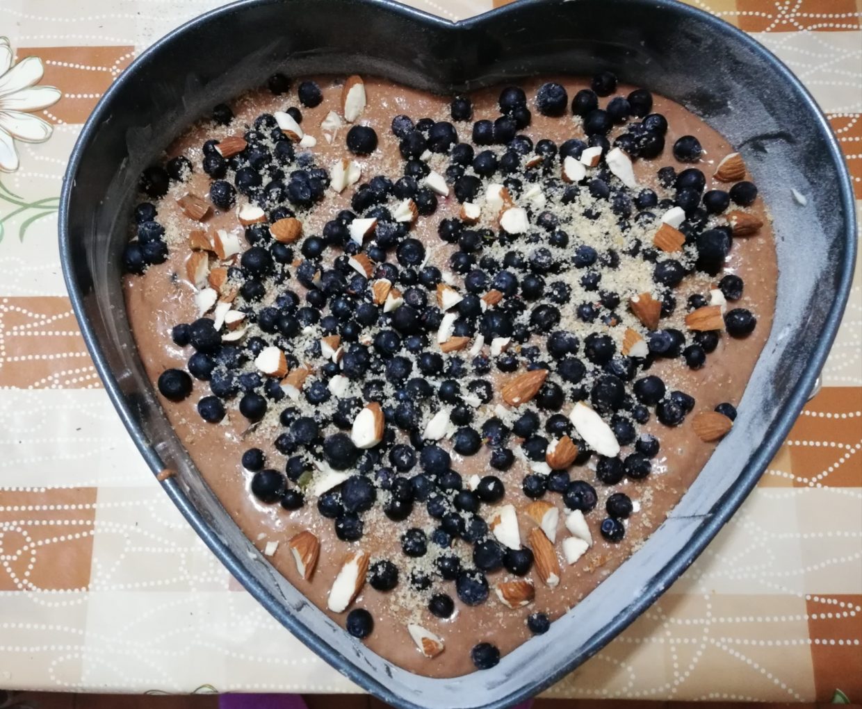 Torta cuore ai mirtilli e kefir di latte