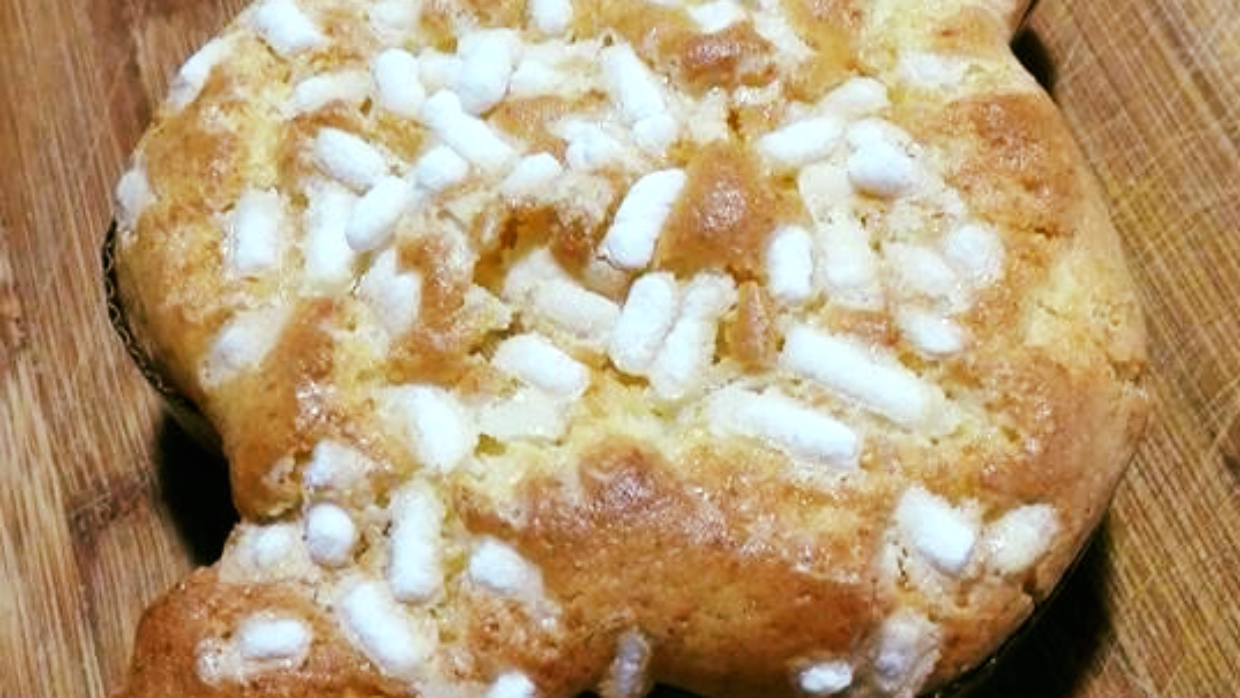COLOMBA PASQUALE SENZA GLUTINE AL KEFIR DI LATTE